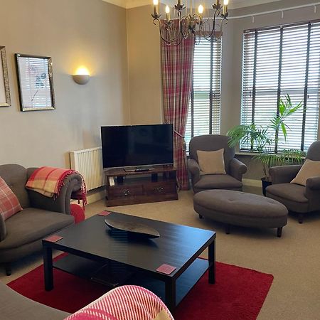 Number 10 Service Apartment - Danes Southampton Extérieur photo