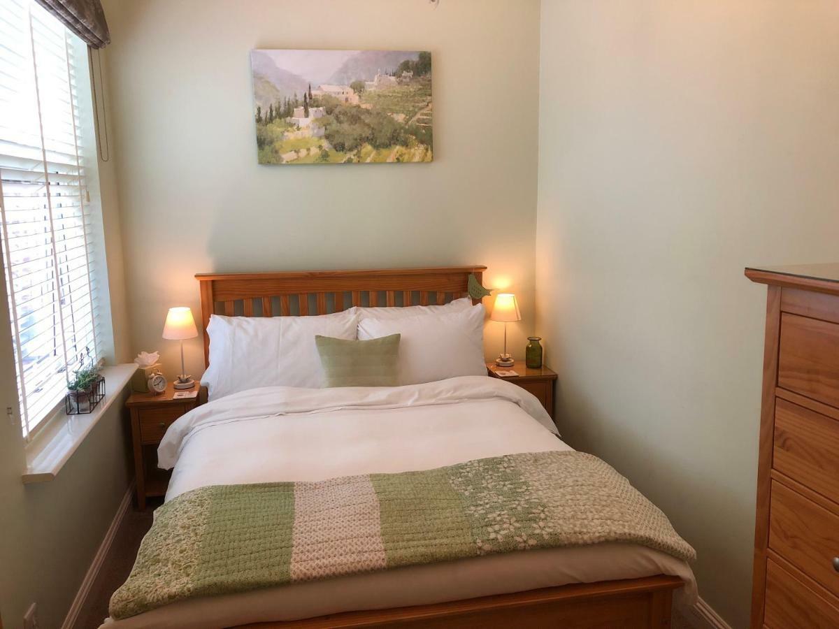 Number 10 Service Apartment - Danes Southampton Extérieur photo